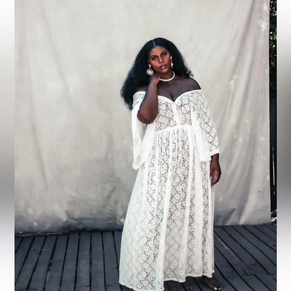 Zelie For She Essence of Heritage Lace Dress in Blue, Plus Size - Picture 8 of 10